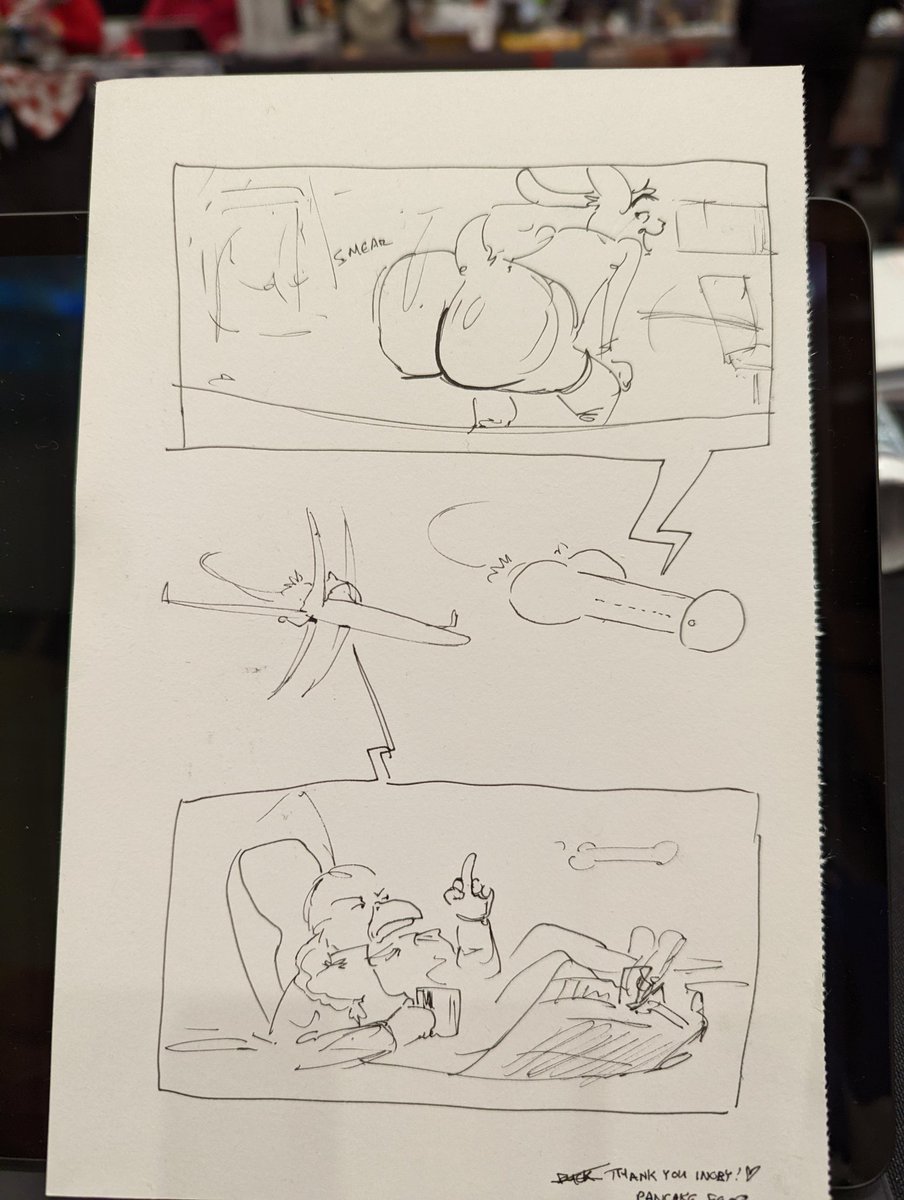Fresh_AssMint's tweet photo. Something @UnderbiteDragon gifted me at my table, I love it~ https://t.co/lFqFfVkie2