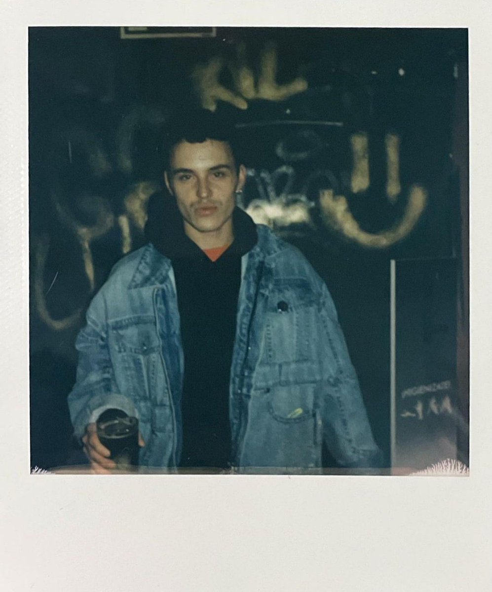 omaronthinker's tweet photo. Polaroids ♡ https://t.co/WotZUvhbVC