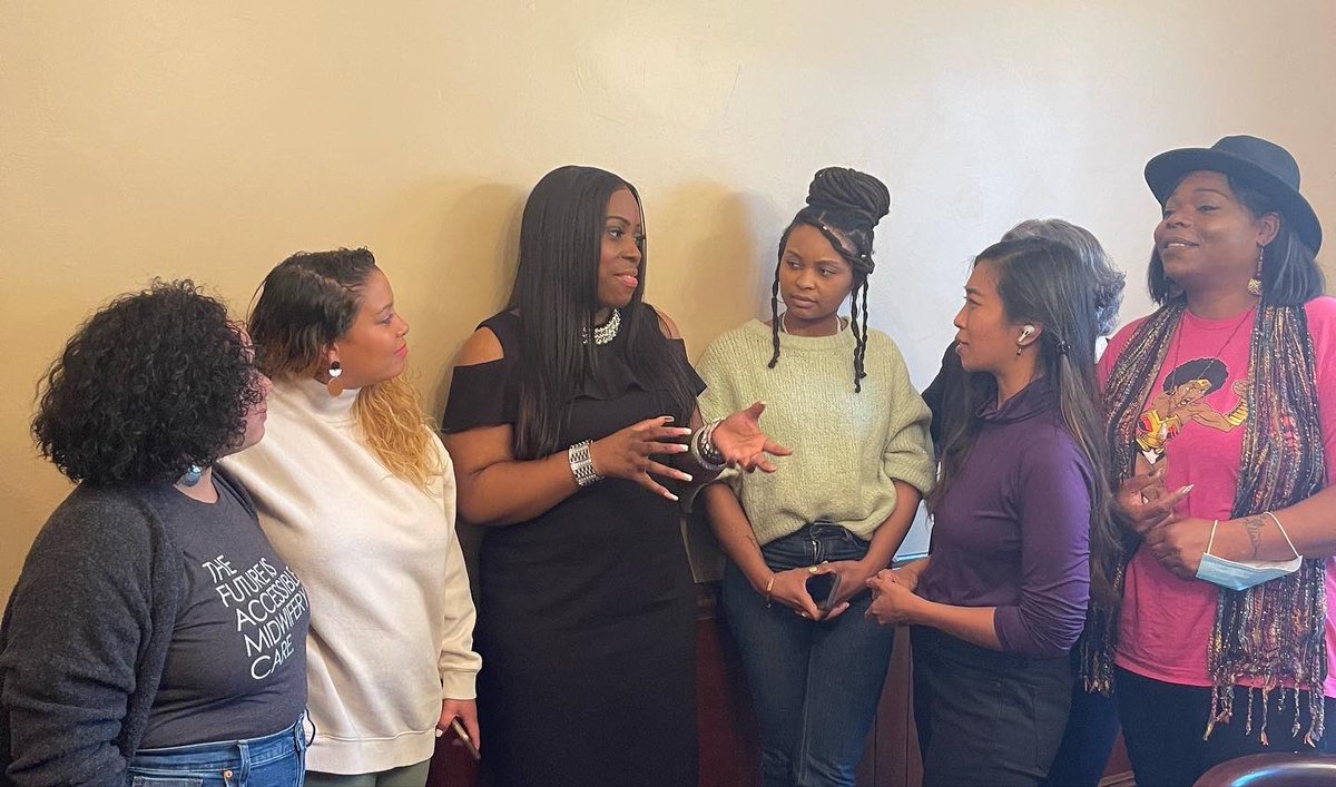 bronxbp's tweet photo. Today, I spoke with doulas, midwives &amp; birthing advocates about Black Maternal Health to better gauge the needs of the community as we embark on our journey to creating the first ever Bronx Birthing Center. 

▪️The Bronx has the highest mortality rate in New York state. https://t.co/zzVHlePHIT
