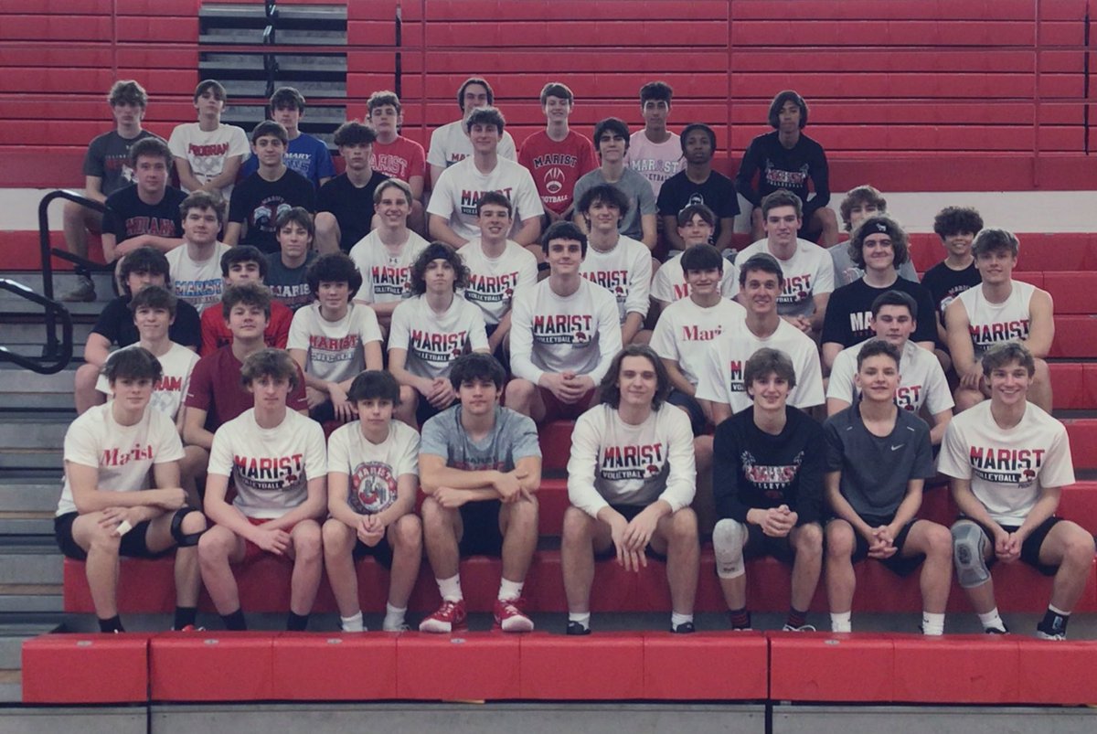 RedHawkVB's tweet photo. #FullProgram to start off opening Game Week 💯🏐 Season opener Wednesday at Sandburg!! #Us 🔋🔋🔋 https://t.co/BJV57kPpix