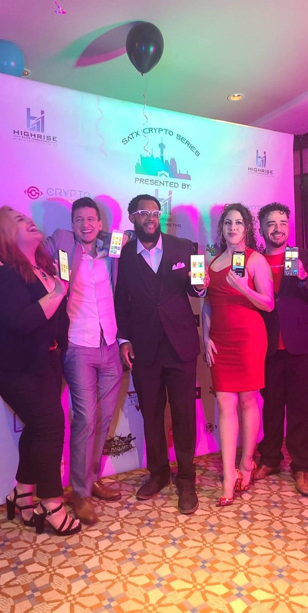 lorainethelibra's tweet photo. Got to engage with other roos at SATX first annual crypto series. Grateful for @KangarooHeroes &amp; @PrinceDonnell_  for getting my feet wet with the NFT community. Its only up from here 🙌🏻 

Director:@adreamkilla 
#betheresatx #nft #roofam #blockchain #crypto #HODL #kangarooheroes https://t.co/OS2HHXBGm8