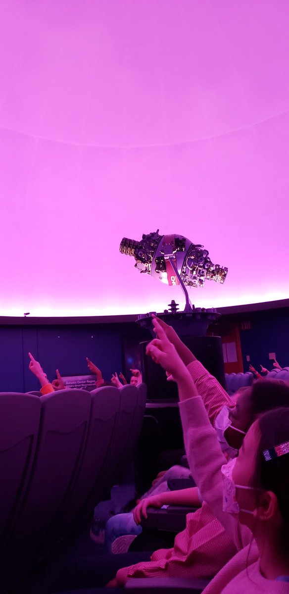 MrsFakhoury's tweet photo. Today 4th graders became astronomers at the Carmel High School Planetarium! https://t.co/gpCu33RCbm