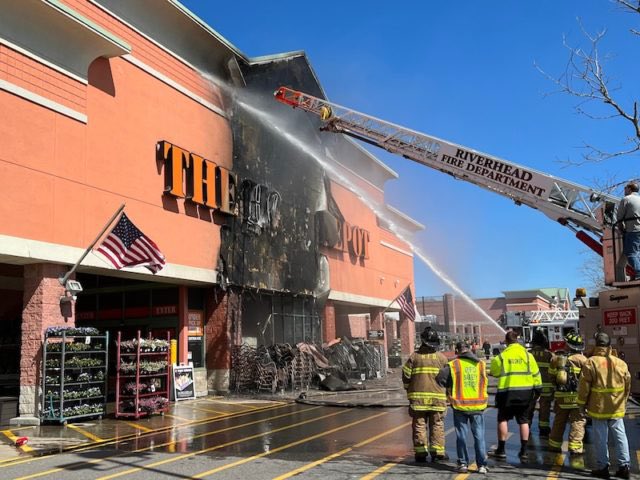A fire broke out at The Riverhead Home Depot. My hometown. Fortunately, there were no reports of anyone being injured.