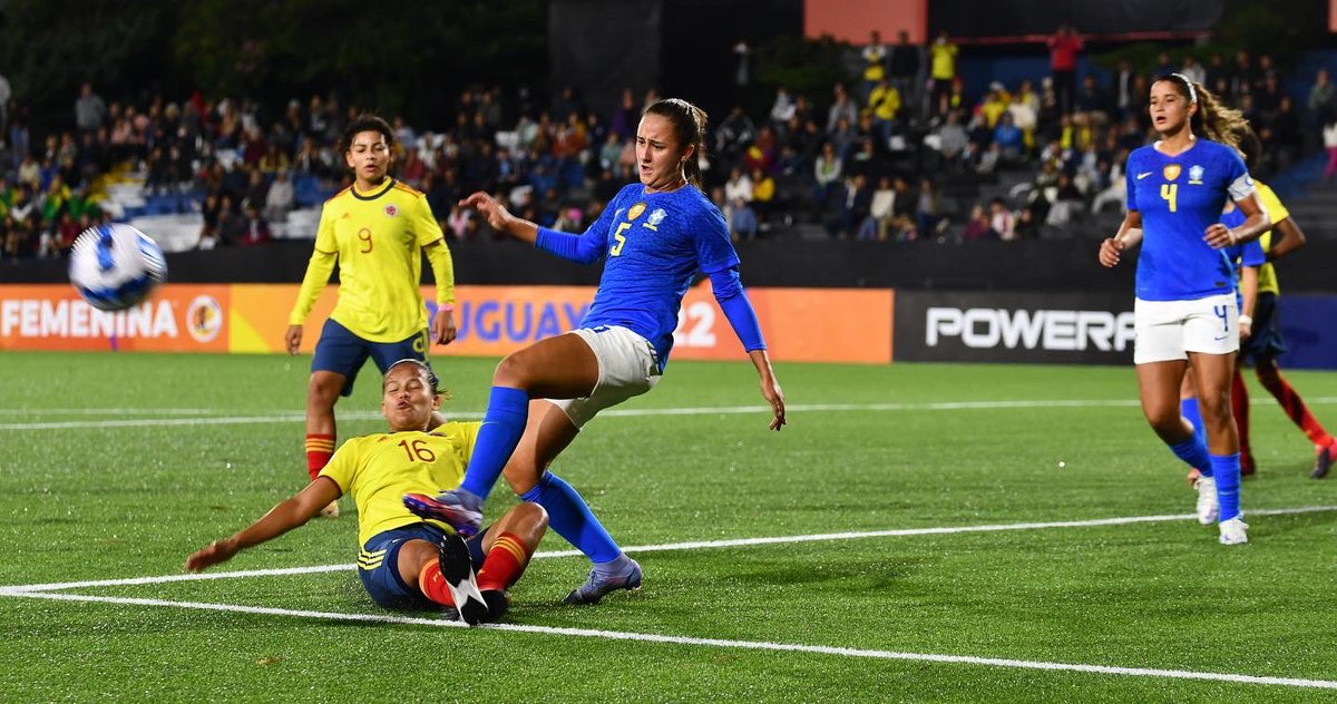 futboldereserva's tweet photo. Postales del último juego de la Selección Colombia 🇨🇴 Sub 17 para cerrar su gran presentación en el Suramericano Femenino.

#FútbolDeReserva #SelecciónColombia #FútbolFemenino #Suramericano https://t.co/3etuU5mnhr