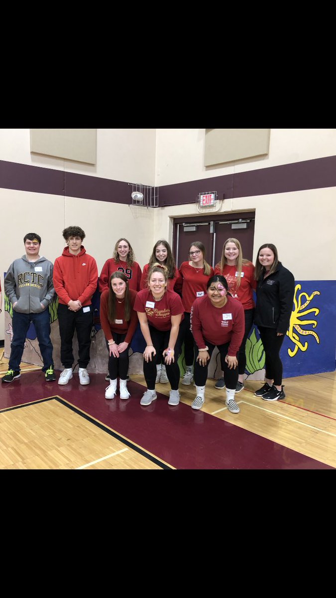 CassidyBreer's tweet photo. Big shoutout to these students for putting on an awesome carnival and all the families and students for coming for the fun! #TritonFCCLA #WeAreTriton https://t.co/hK9mQO9zgv
