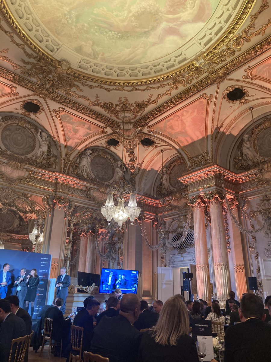 talcunningham's tweet image. Quelle soirée ! Et quel plaisir de se revoir en vrai ! Une remise de prix des #DSIN de l’année grandiose au Musée d’Orsay. Merci à tou.te.s pour ces échanges et bravo aux lauréats 👏