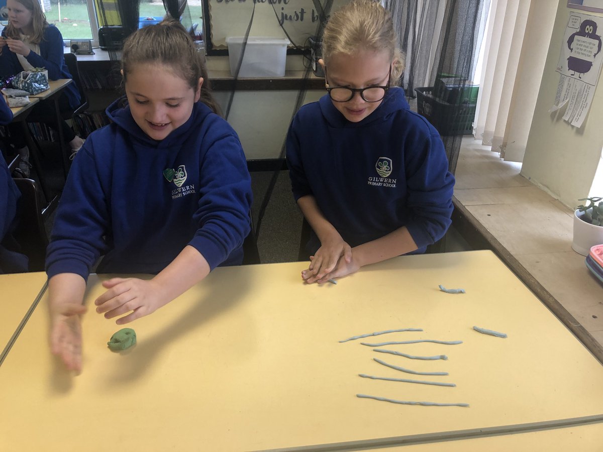 KhsTransition's tweet photo. Another great transition lesson today at Gilwern Primary School. We were blown away by how engaged the Year 6 children were. Their ideas on how to improve their castles were carefully considered and thoroughly explained. Dai Iawn! 😁@gilwern_school https://t.co/pqjXSCRNvh