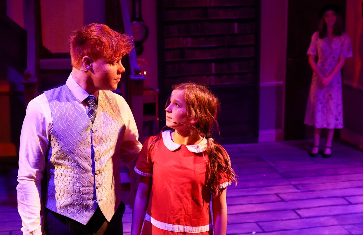 TillyWPerforms's tweet photo. Photos from when I starred as Annie in my school production last year ❤️🎭 https://t.co/RAwuJTuSyx
