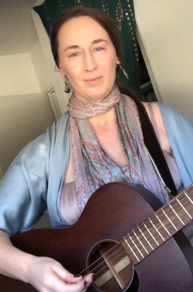 Suspended musication…✨✨🎶

#musician #bliss #musicianslife #singersongwriter #songwriter #indie #acoustic #folk #LosAngeles