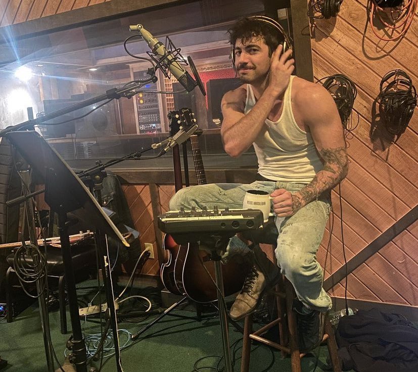 DH_Updates tweet media