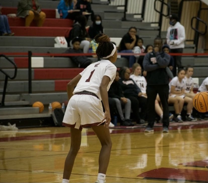 charitycloud1's tweet photo. Here are my senior year highlights 2021-2022 at Whitewater HS! @WhitewaterBball @CoachRichey32 @GoPetrelsWBB @CoachACooley 

https://t.co/LH6kCZODaN https://t.co/fAeWnjjxrm