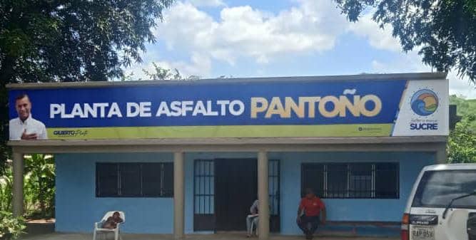 Foto de Mario La planta Asfalto Pantoño ubicada en el municipio Andrés Eloy Blanco se encuentra 100% operativa para y reparación de las vías en la entidad. #100DíasFullTrabajoPorSucre @GpintoVzla @nicolasmaduro @dcabelloR @delcyrodriguezv @savesOficial #SAVESTrabajaPorSucre