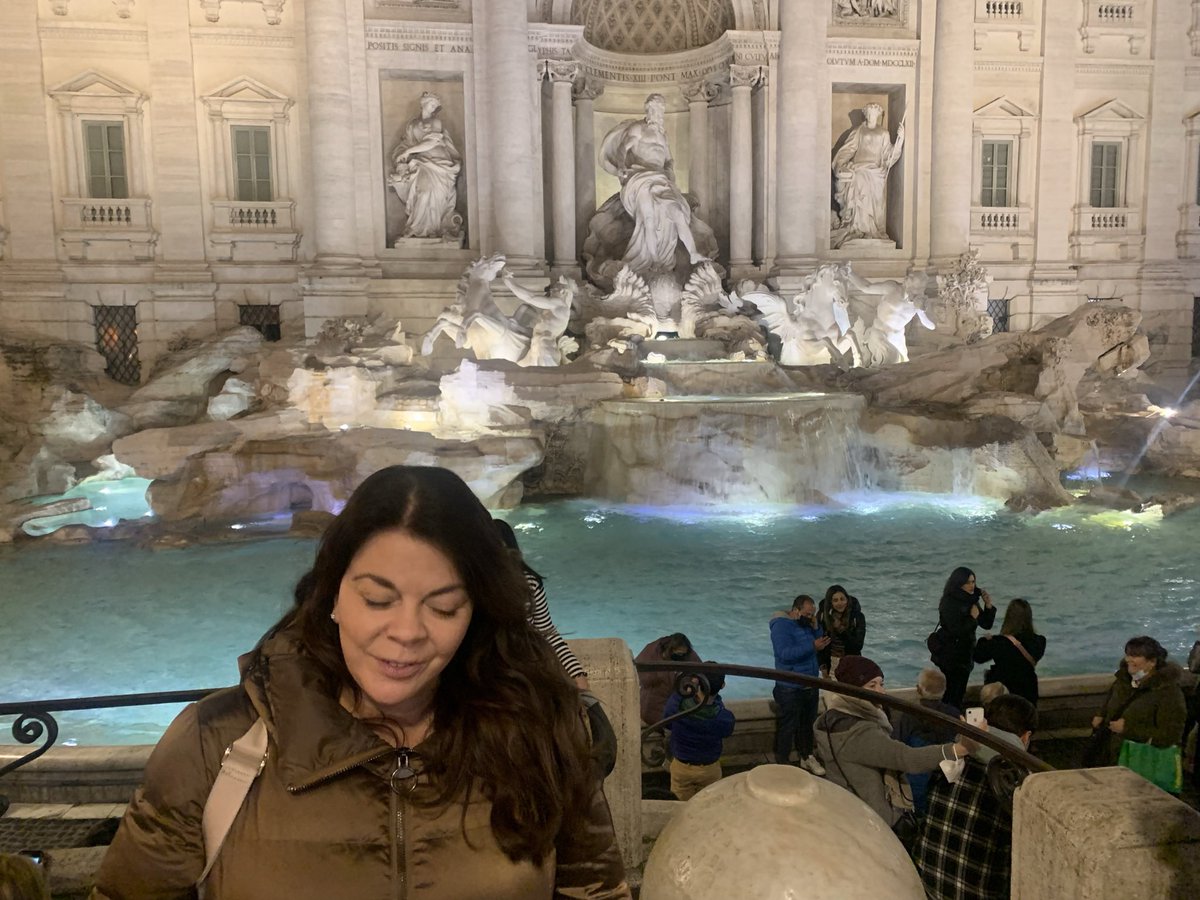 JenniferWegerup's tweet photo. ’All the things he said’.
#roma
#ladolcevita
#runningthroughmyhead
#thisisnotenough https://t.co/1HQpqzXFBA