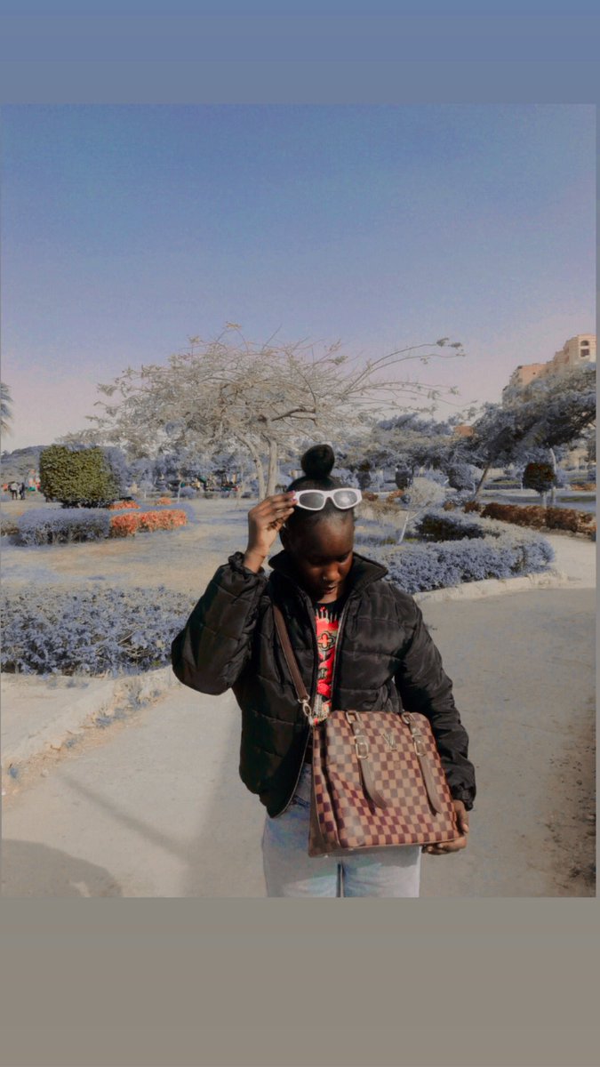 Imdebaddie1's tweet photo. Somewhere we begin 💯❤️ https://t.co/fjwGOyoEH3