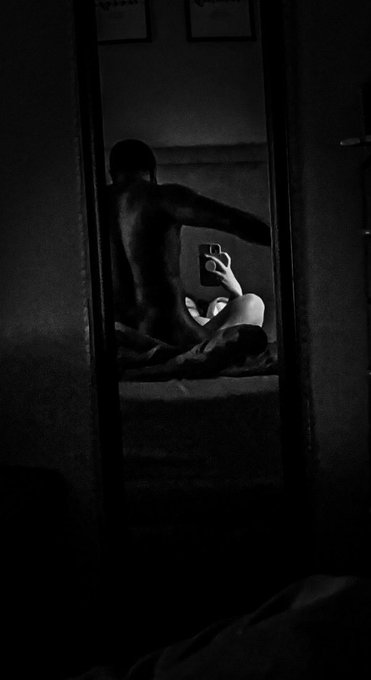 What&rsquo;s ur favorite sex position? 🖤🤍 https://t.co/FjHXBIlu83<a href="/tag/tittytuesday"class="tags"><span>#tittytuesday</span></a>