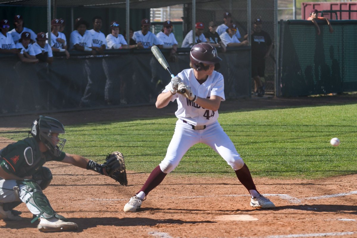 TheValleyNews's tweet photo. #highschoolbaseball
Harrison’s big day propels @PalomaValley ⚾️ to bounce back win
Read the full story from @derryl_golfer online by clicking 👇
https://t.co/m2WwjATEGt #PalomaValley #RiversidePoly #IvyLeague
Send tips to @V_N_Sports @jpthemediaguy or sports@reedermedia.com https://t.co/MnmfPnu95r