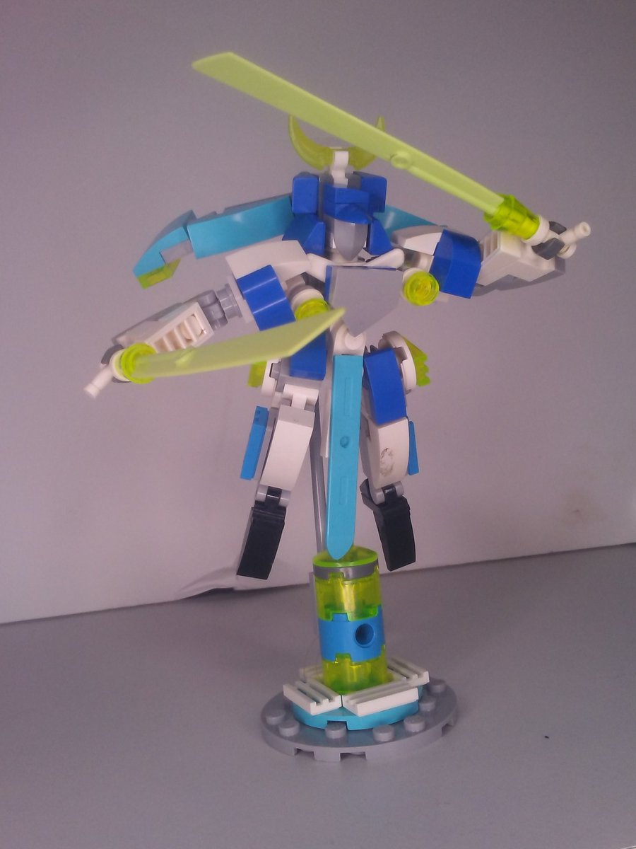 Luckytyphlo's tweet photo. M1 Battle Maiden class mech
An advanced combat frame with a feminine chassis designed for close quarters combat and capable of flight using its signature Twintail Propulsors.
#MFZ #MF0 #Lego #Mecha #mobileframezero #MOC https://t.co/JZFRIChEKn