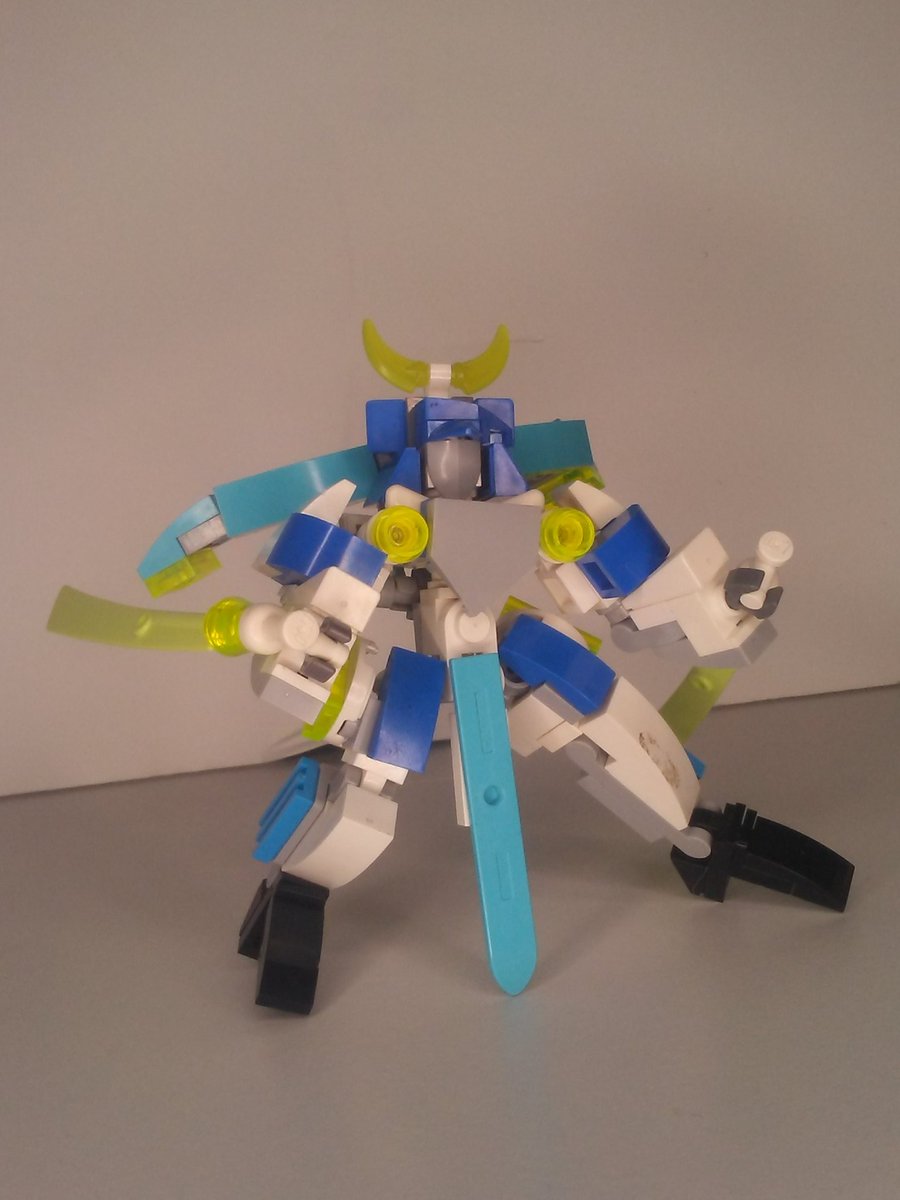 Luckytyphlo's tweet photo. M1 Battle Maiden class mech
An advanced combat frame with a feminine chassis designed for close quarters combat and capable of flight using its signature Twintail Propulsors.
#MFZ #MF0 #Lego #Mecha #mobileframezero #MOC https://t.co/JZFRIChEKn