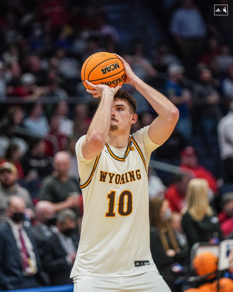 wyo_mbb's tweet photo. Cowboys in the Dance 

🤠📸 @Tballen24Com https://t.co/oe3GUdaPsg