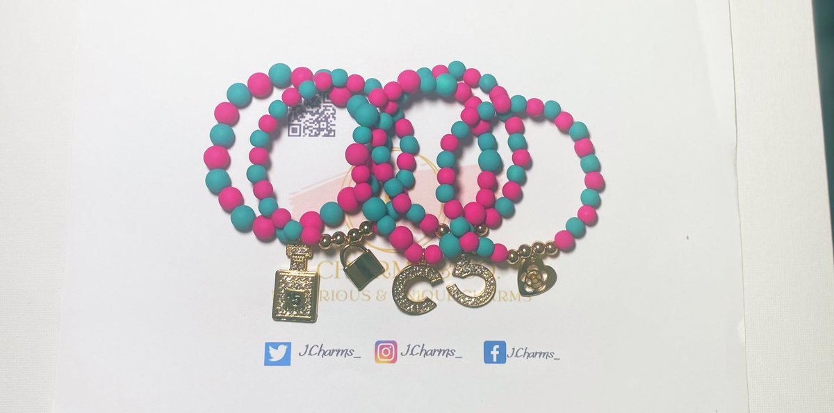 Jcharms_'s tweet photo. New bracelets ✨ https://t.co/vm5HKRYtDg