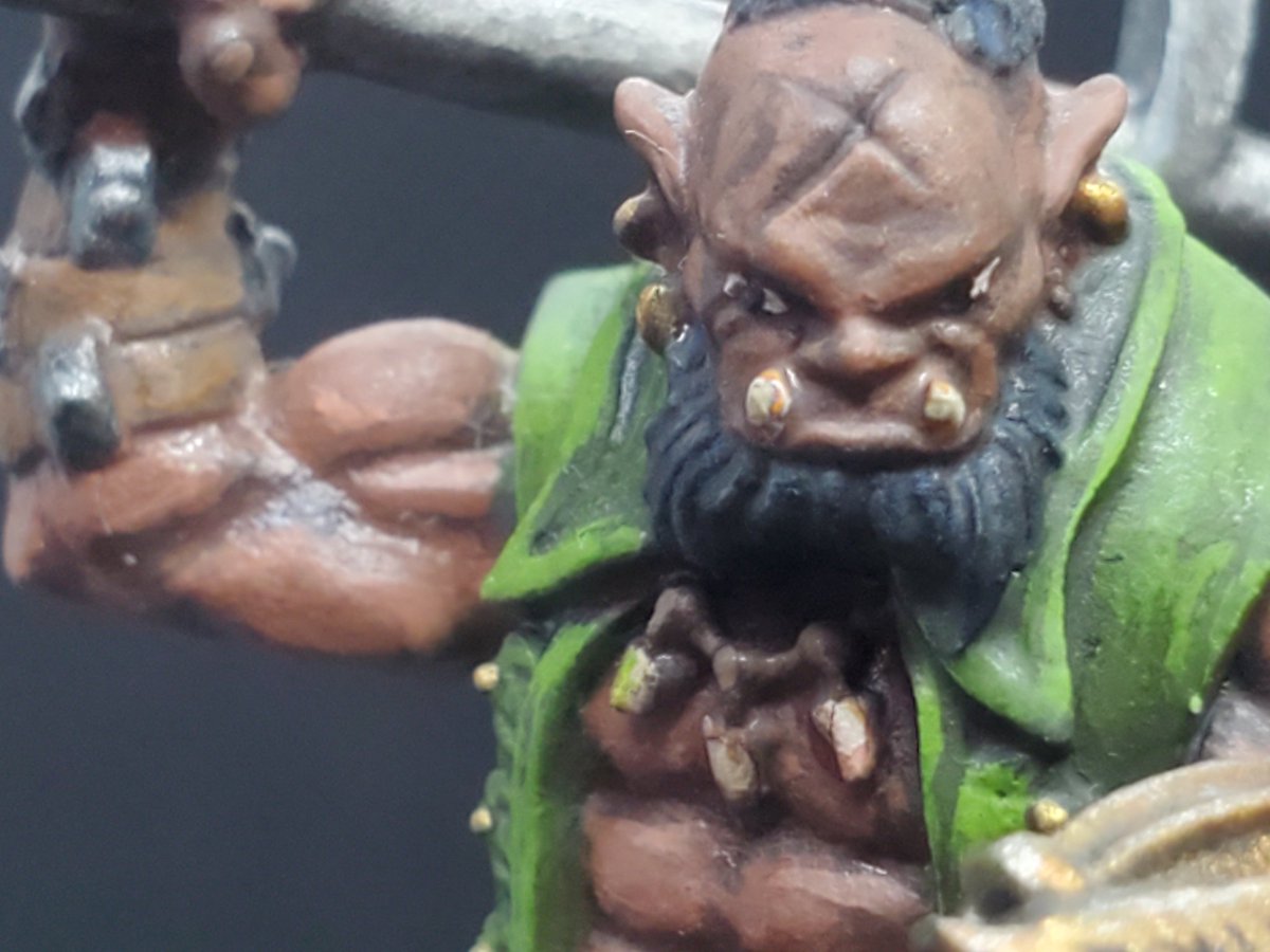 empryme's tweet photo. As with last week's #MiniatureMonday, I am showcasing another #Ogrun #Bokur, but this one is special. For those not in the know, I am a retired #PressGanger for @privateerpress. And the black ogrun #buccaneer is part of the retirement package.

#P3Painters #WARMACHINE #Rhulic https://t.co/IiDU0SPG6N