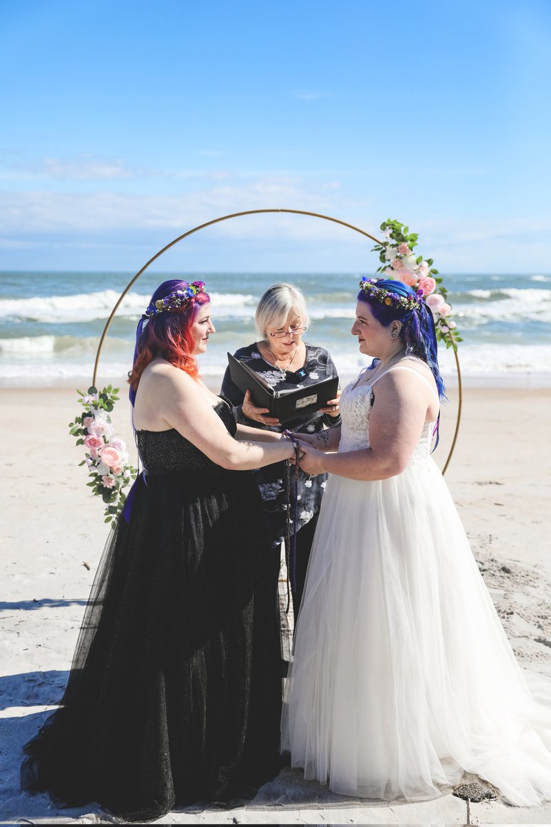 JamieMaletz's tweet photo. 2/2/22 💞 I still can't believe I got to #elope with the love of my life on a warm beach! #LGBTQ #wedding #thatsgay 🌈 

Photography: Jay Grubb Photography https://t.co/FXS5zSbMde
