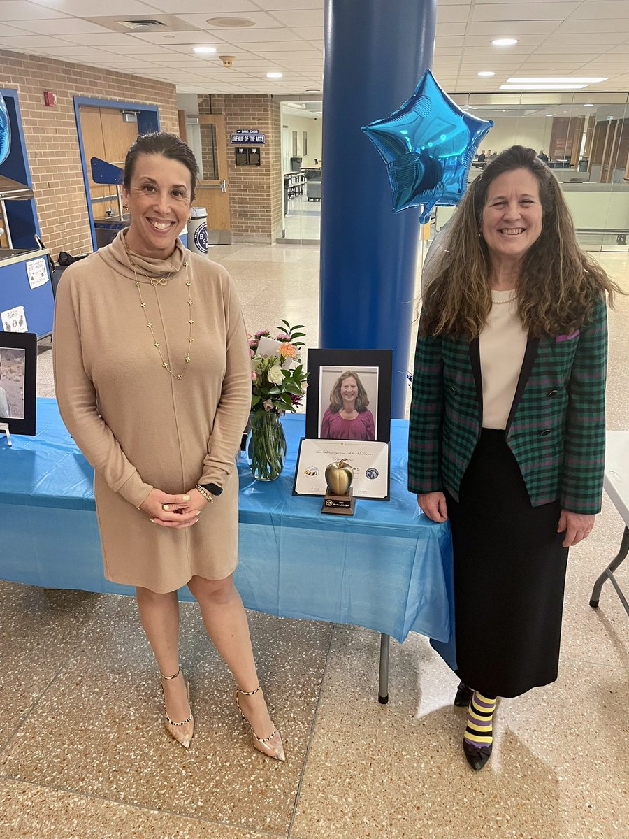 HanbySchool's tweet photo. Congratulations to Mrs. Brooks for being @HanbySchool 2021-22’s Teacher of the Year!! We celebrated her at the Board meeting this evening! True example of One Hive!! 🐝💛🖤 @BSDk12 @Lavina_BSD https://t.co/HSPU2K6akH