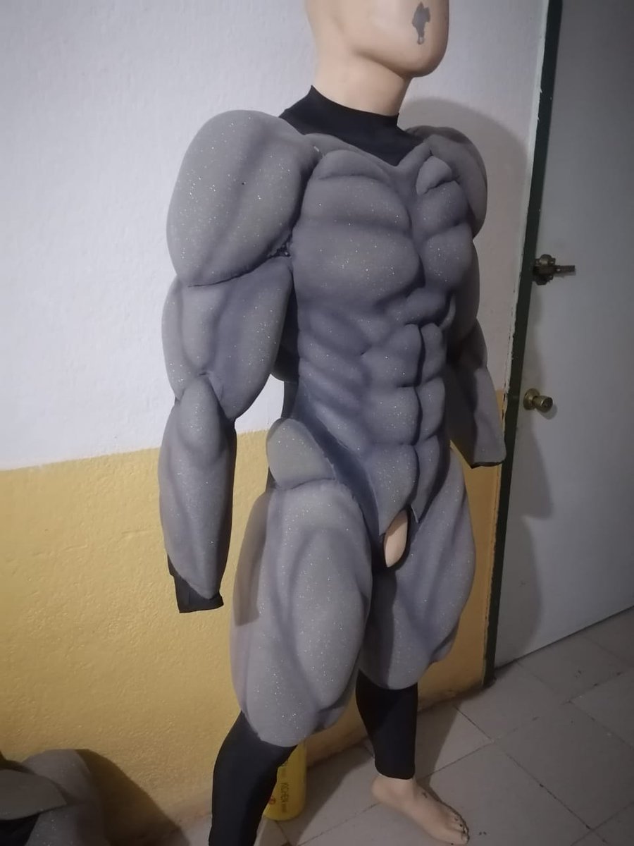 IronSpaceStudio's tweet photo. Progress continues on a tiger suit we are making these days! https://t.co/84d4FDoaGq