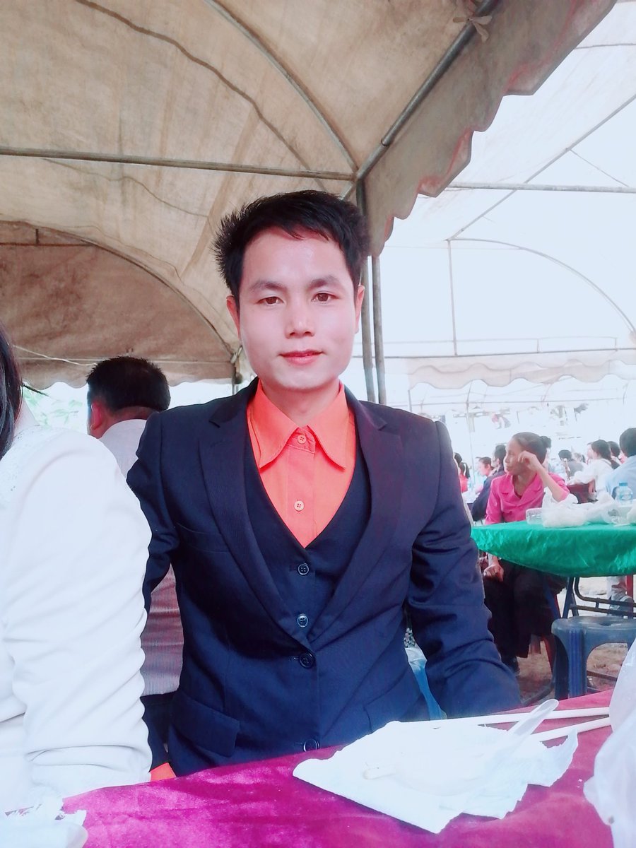 BThammaving's tweet photo. ດອງຊວງໂຄວິດກະແບບນີ້ລະ https://t.co/QdMCuYpTYQ