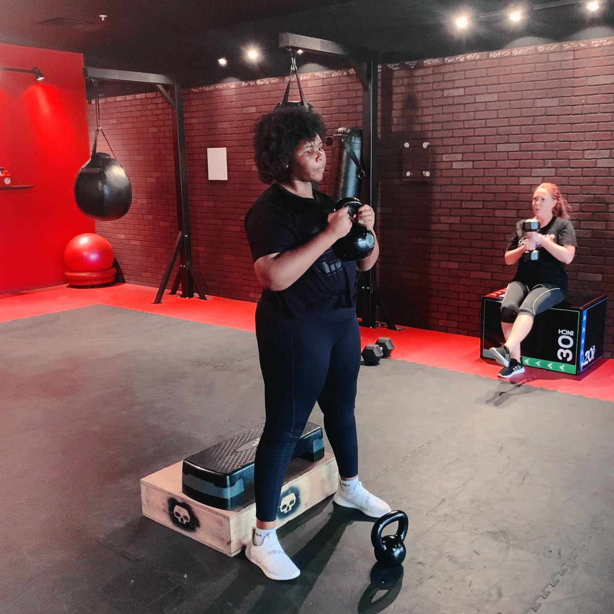 So proud of this girl!! A fitness newby, senior in high school, determined to build a solid fitness foundation NOW to carry her forward. 

She’s come a long way in just a few weeks of class building strength, confidence, and stability. I see her listening to my cues to consider p