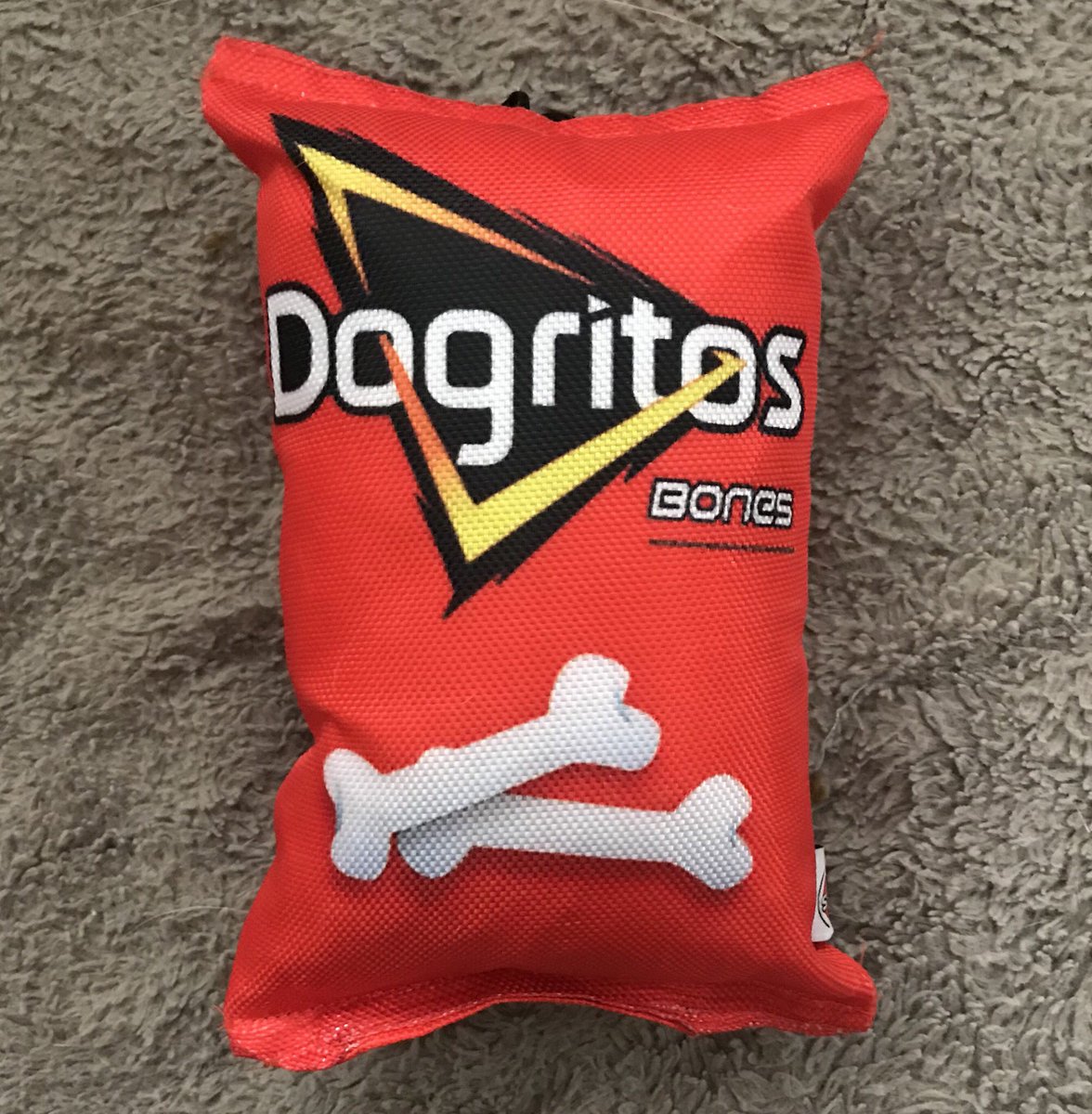 racharixo's tweet photo. when you go dog toy shopping high https://t.co/dwma9lijdo