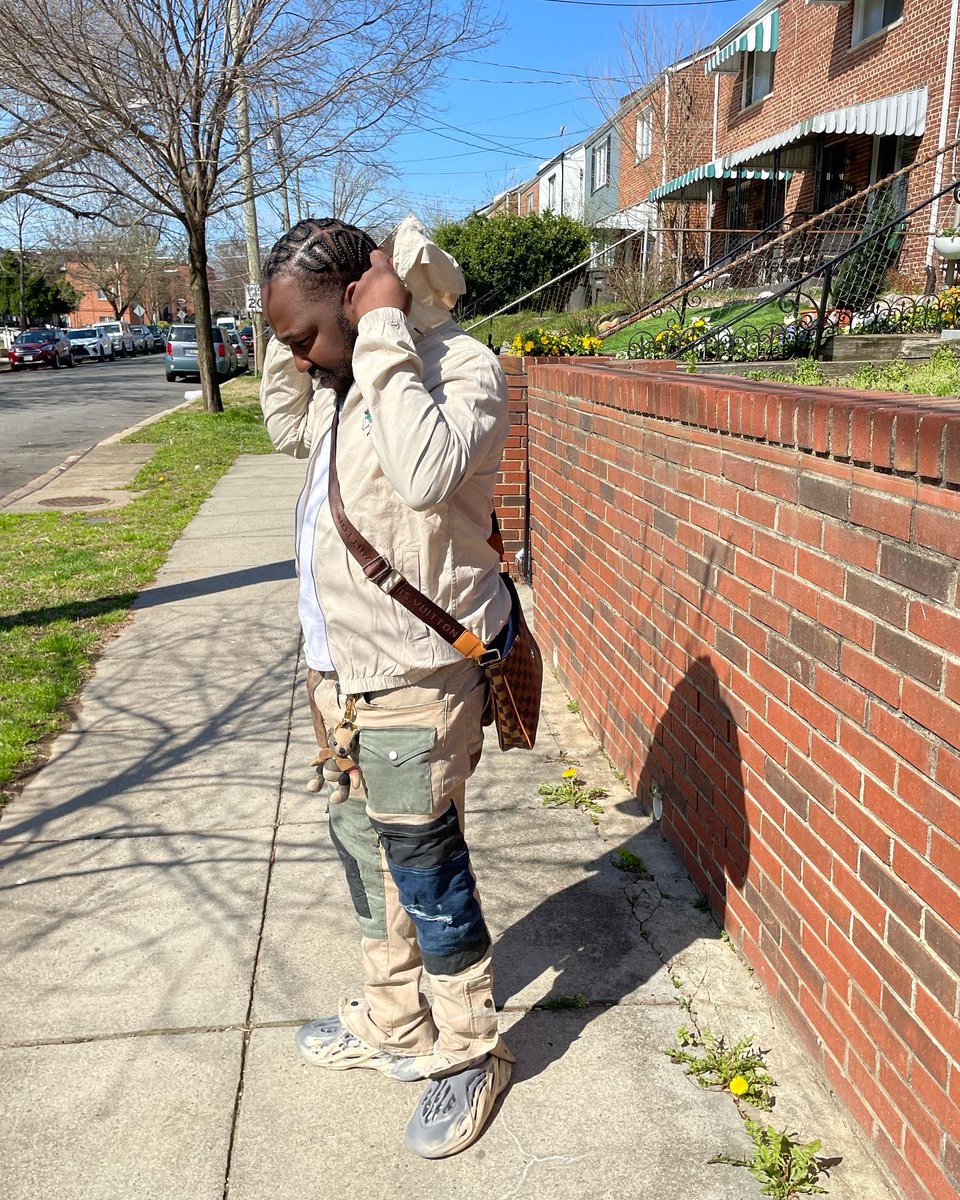 scwhop's tweet photo. I stand on business 👨💼 every time 🥶 #SLAYWITHME🕊 https://t.co/V0uKTx5yvA