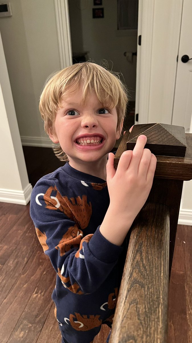 Dec: “Mom, can you tell me some bad words I don’t know?”
Me: “NO, Dec.”
Dec: “Then can you read a book with me?”

Whiplash with this kid. Also not lost on me he might be flipping me off…