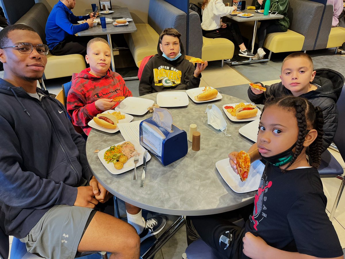 Well, today took many unexpected turns… First, <a href="/RyanKalkbrenner/">Ryan Kalkbrenner</a> visited our session! 🏀 Second, our regular snack delivery went missing so we took an impromptu field trip to chow down at the dining hall! Bring on ALLL the pizza and ice cream!! 🍕🍦🤩