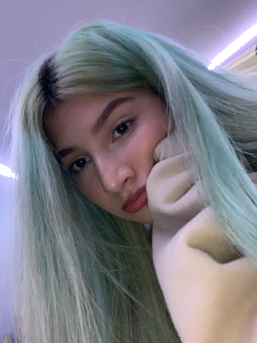 _prettyvampire3's tweet image. miss changing my hair color every month