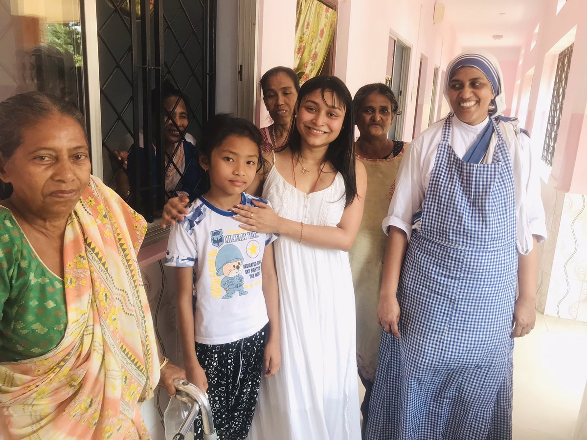 Datta_Ina's tweet photo. The best wishes till date I received.
Overwhelmed !
Thank you so much ☺️ 
#motherteresa
#nirmalashishubhavan https://t.co/WYQvD7s5rX