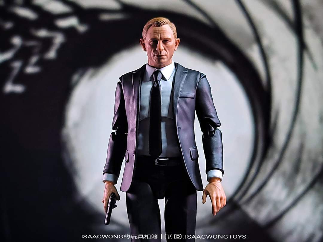 isaacwongtoys's tweet photo. My name is Bond, James Bond 🤵🏼
#JamesBond #007NoTimeToDie
#Mafex #ELEVEN #KaiStudio
#IsaacWongToys https://t.co/IXLCcwK74m
