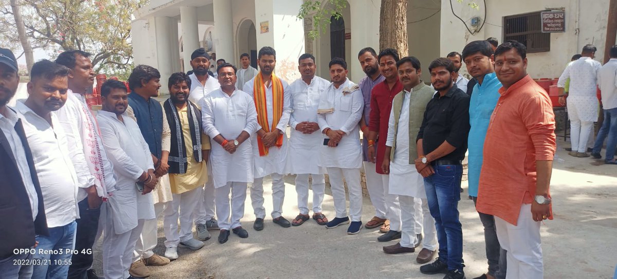 MpiAnil's tweet photo. आज प्रदेश अध्यक्ष @PranshuDutt जी के  MLC नामांकन में जनपद फर्रुखाबाद में रहना हुआ।🚩🚩
#अनिल_राजपूत
#जिलाध्यक्ष_भाजपा_युवा_मोर्चा_मैनपुरी https://t.co/qfETm9n8bb