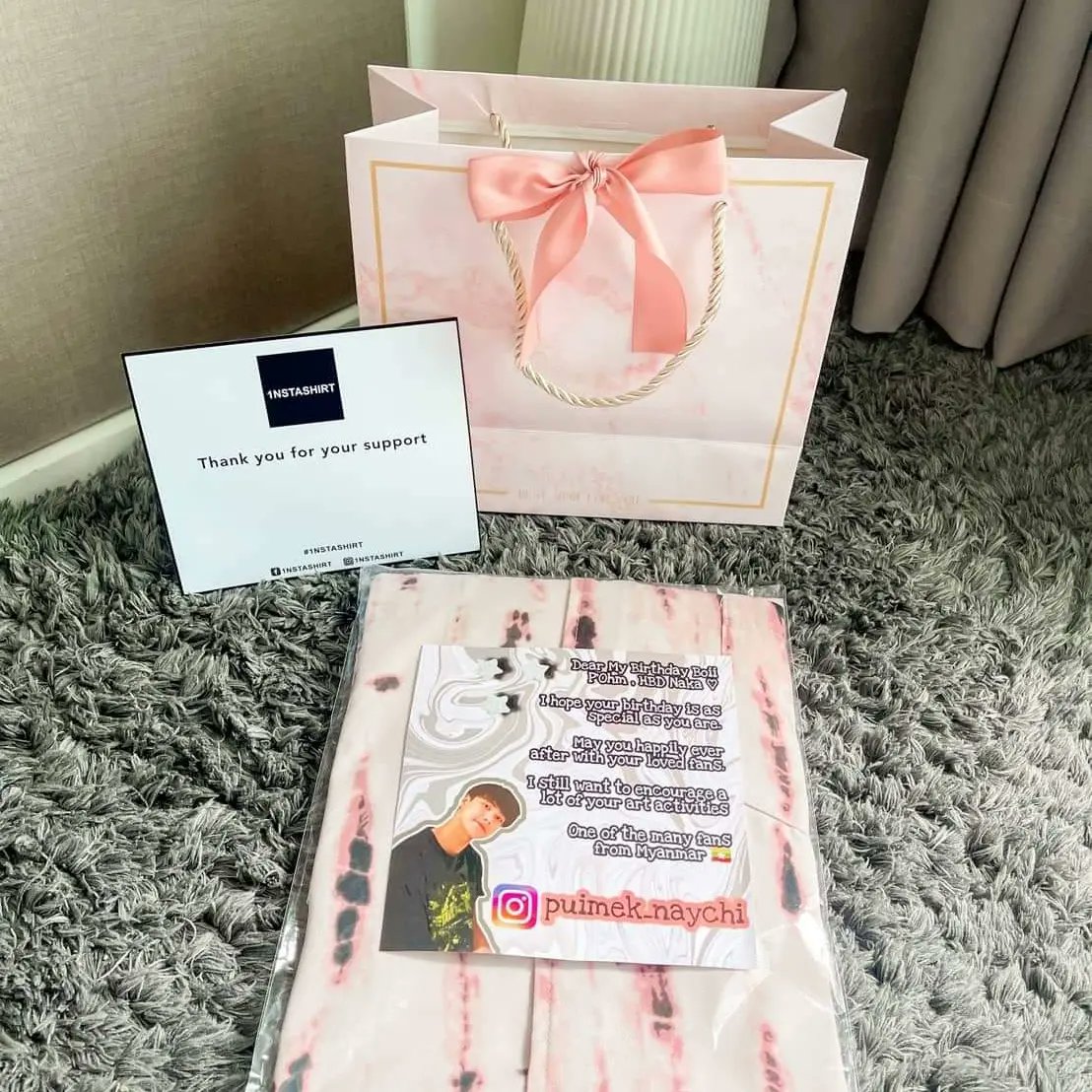 NcTanapon's tweet photo. This time it's a birthday present for birthday boy @ohmpawatt 💗

@PjsbyTBLGC2022 Thank you for ฿250 Off <💗

I hope P'Ohm likes my gift Because I sent it with my love 💗

#HappyOhmDay22 #NC #OhmPawat https://t.co/l3NqSpDPsP