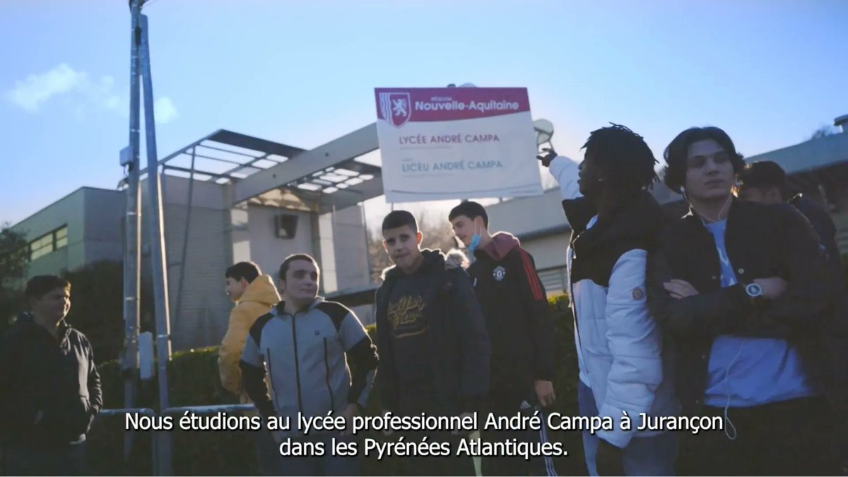 lelivrescolaire's tweet photo. 🤔  Il n’est pas toujours facile d’accompagner les élèves dans la construction d’un projet d’orientation professionnelle. Découvrez notre dernier article pour vous aider dans cette démarche 👉  https://t.co/bKbVTP2MP5 🚀 
#orientation #Parcoursup #Profpower https://t.co/nbzb6NsPhu