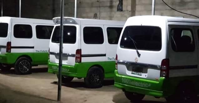 OvieNews's tweet image. Nigerian genius in Borno , Mustapha Gajibo ,continues to convert fuel-run cars into complete-electric vehicles that use solar power after being fully charged for 35 minutes at charging platforms. Tricycle and public bus operators are bringing out their vehicles for conversion.