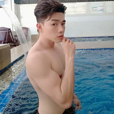 Vichet_Chet's tweet photo. #NewProfilePic https://t.co/7ZCJWw4IoL