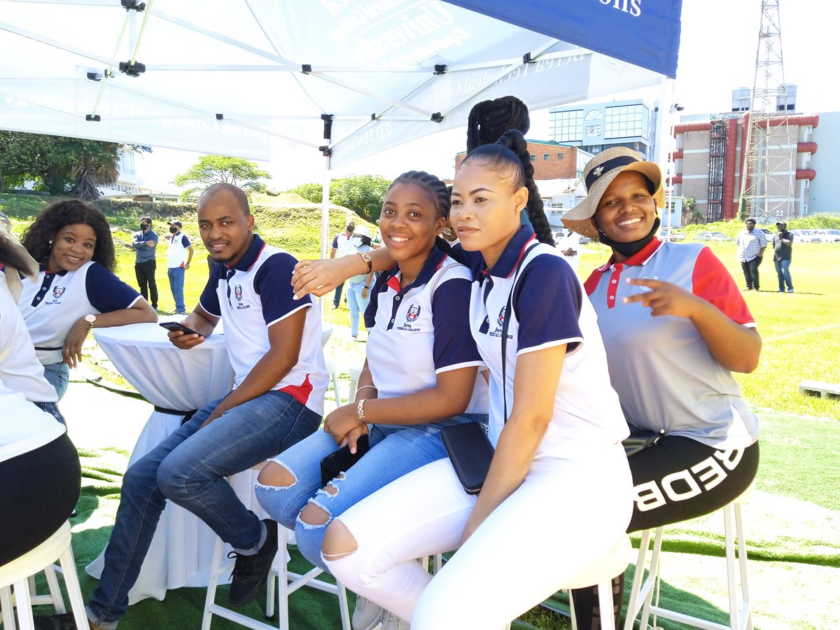 Berea_Tech's tweet image. Throwback to Friday 🔥 Berea Technical College Student Orientation bash🔥😃

#throwback #studentorientation #students #bash #goodvibes #funtimes #bereatechnicalcollege #bereagroupofcolleges