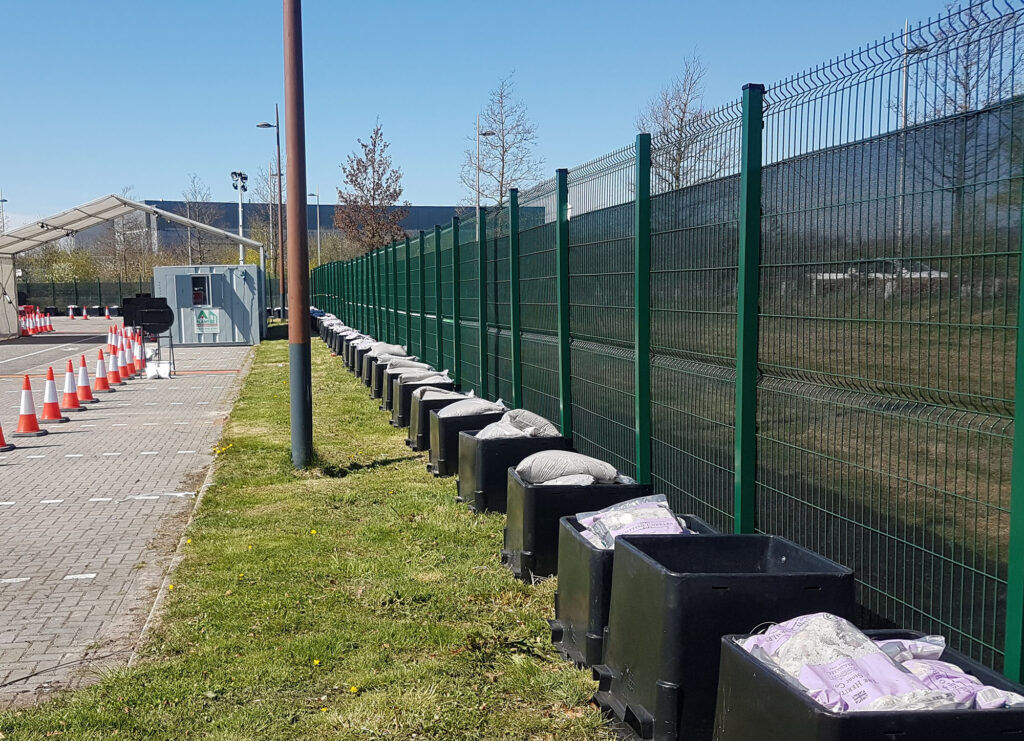 CLD_Fencing's tweet photo. Have you got a high profile event coming up or want to keep your site secure?
Why not check out our range of temporary fencing here: https://t.co/oqx0cN6xd0
#temporaryfencing #temporaryworks #temporarysecurity #sitesecurity #sites #security #safety #highprofile #events https://t.co/X9LWAOisaj