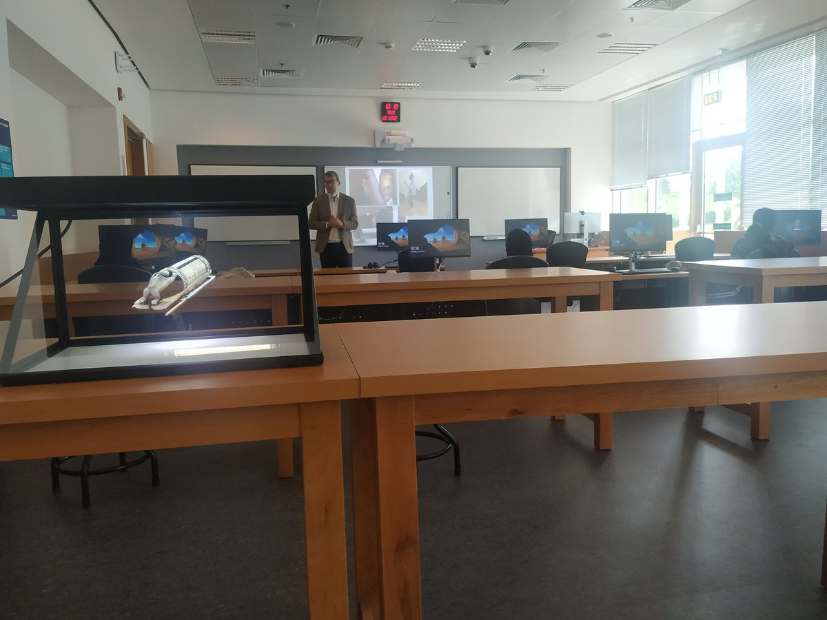 At Sorbonne University Abu Dhabi to show holographic solutions to UAE students