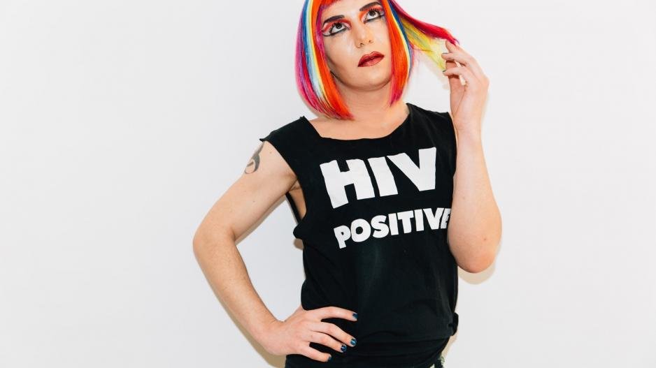 CW: hate crime 
3 years ago my friend &amp; comrade Zach/ Zackie Oh was murdered *on video* by cops and store owners for being a fag. 10min walk from my home. Their trial is still going. The murderers aren't even being charged with murder. Amend the charges Now #ΑλλαγηΚατηγοριαςΤωρα