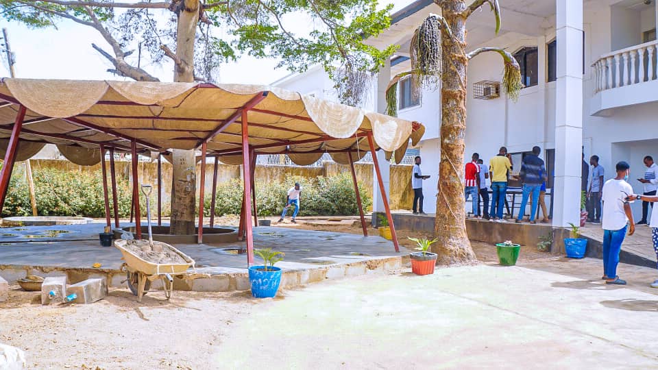 oluwadaser's tweet photo. #CodePlateau now has an experimental campus. A sigh of relief to every young person interested in tech up-skilling in Plateau state.

Ever wondered where you can always walk up to, to have your ideas dissected and co-create with other young people?

Thanks to @LalongBako https://t.co/1nwQ5ayLvK