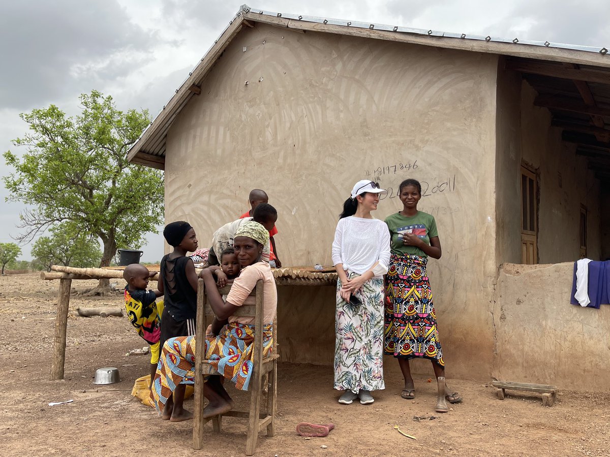 qlwu's tweet photo. We met with the village chief and many lovely farming families in Tugu village yesterday, where they gracefully allowed our partners @ADRAIntl @asarefi17 to take valuable 🌽 measurements in their farms during the past maize growing season. https://t.co/IW5IGx2INM