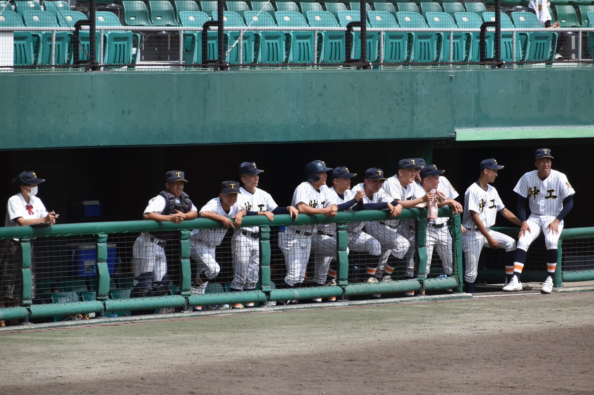 OkikohBaseball's tweet photo. 【春季大会】3月21日

初戦突破‼️
沖工 4ｰ3 八重山農林

次の試合も全力プレーで頑張ります。
応援よろしくお願いします🙇 https://t.co/QlV6Yscw94