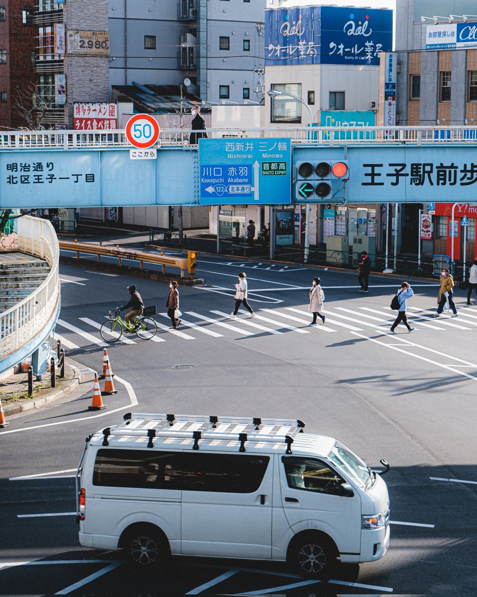 kouk_i0000's tweet photo. 都電が走る街の早朝。 https://t.co/owFVot147h